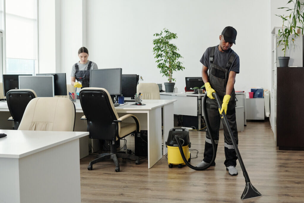 Janitorial services in Winnipeg — daily commercial facility maintenance